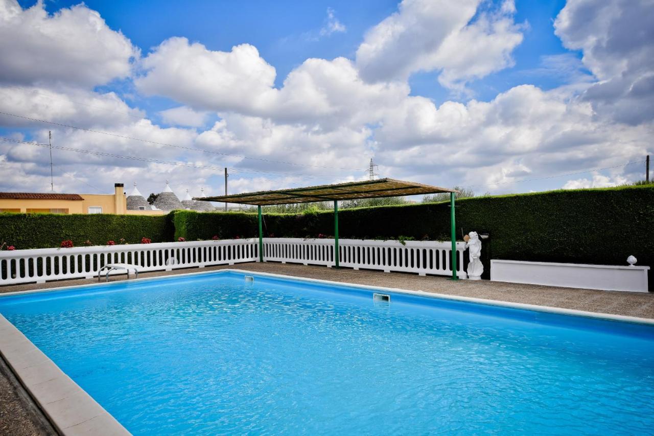I Cinque Trulli With Swimming Pool Villa Martina Franca Luaran gambar