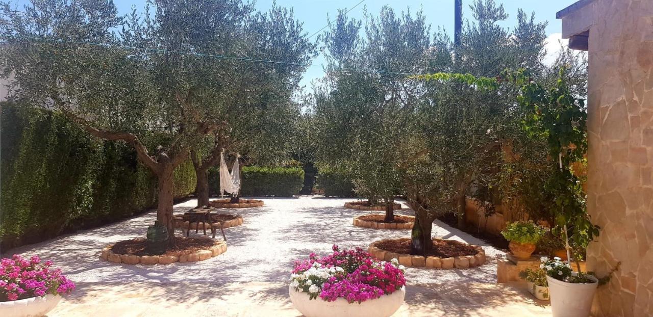 I Cinque Trulli With Swimming Pool Villa Martina Franca Luaran gambar